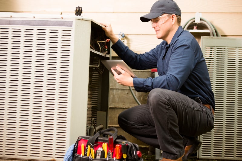 4 Benefits Of Springtime HVAC Tune-Ups in Clearwater, FL
