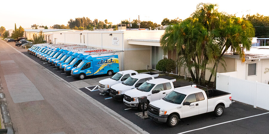 Pinellas Comfort System HVAC services van's and trucks line up